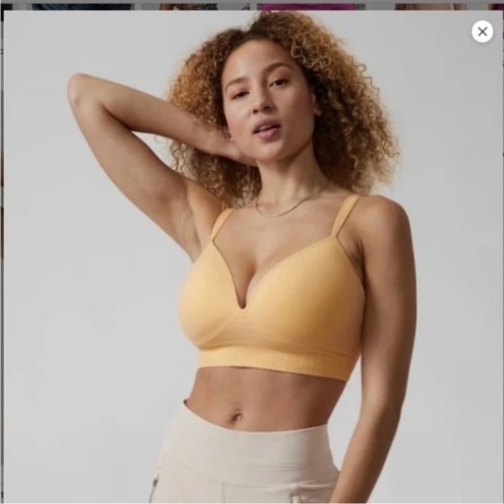 Athleta Embrace Bra D-DD Size Women’s XL Color Yellow